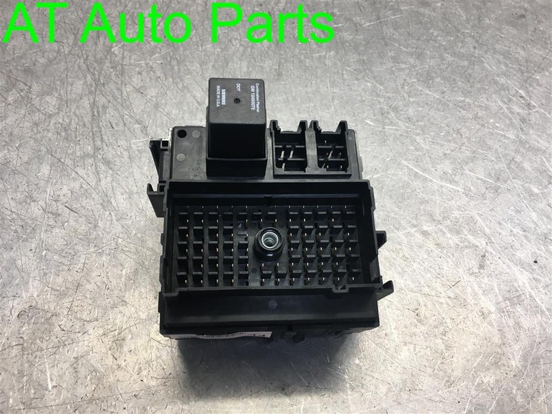 2000 CHEVROLET SILVERADO C1500 CABIN UNDER DASH FUSE BOX OEM 15319400-03