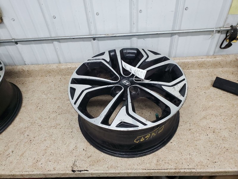 Wheel 19x7-1/2 Alloy ID 52810S1310 Fits 19-20 SANTA FE 308842