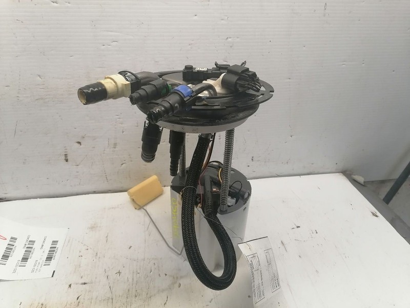 Fuel Pump Assembly Fits 04-06 ESCALADE 1486327