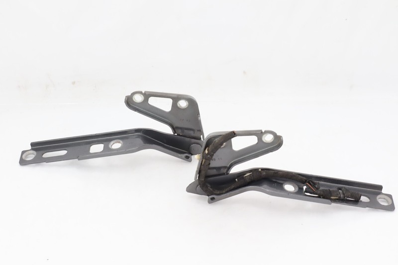 Pair Audi Q7 07-15 Front Left Right Hood Bonnet Hinge 4L0823301 4L0823302 Black