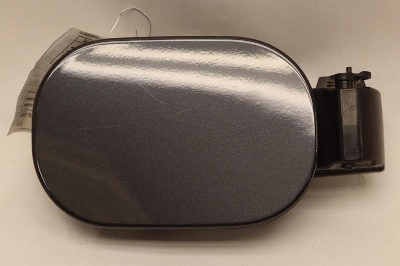 2013-2022 RANGE ROVER L405 3.0L DIESEL FUEL TANK FILLER DOOR LID W/ POCKET OEM