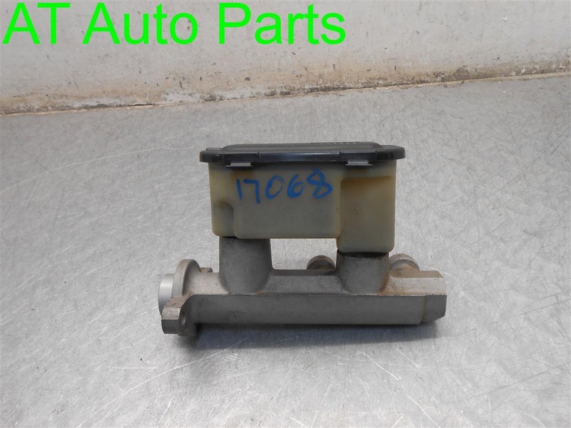 88-93 CHEVROLET 1500 2500 BRAKE BOOSTER MASTER CYLINDER OEM 541-00847