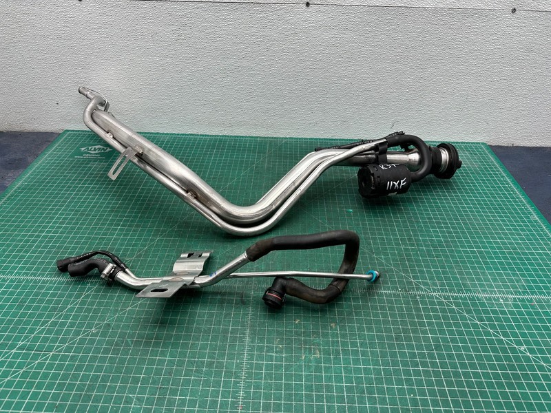 10-12 JAGUAR XF FUEL GAS TANK NECK FILLER PIPE W/ VALVE OEM