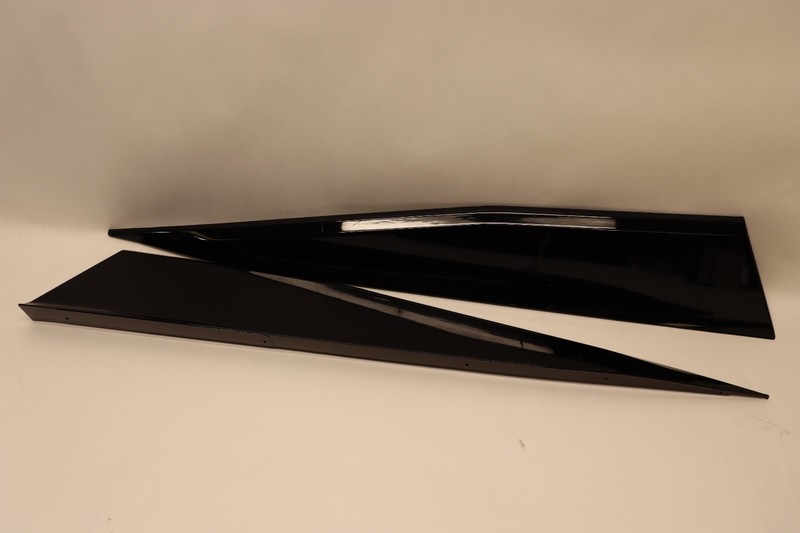 2023-2024 CHEVY CORVETTE C8 COUPE ROCKER MOLDING SKIRT AAMP AFTERMARKET