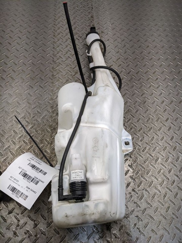 Wash Reservoir Fits 10-15 CAMARO 1176342