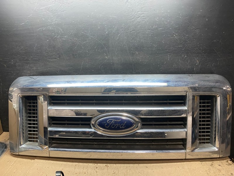 2008 to 2014 Ford Econoline E150 E250 Front Upper Chrome Grill Grille X9387 DG