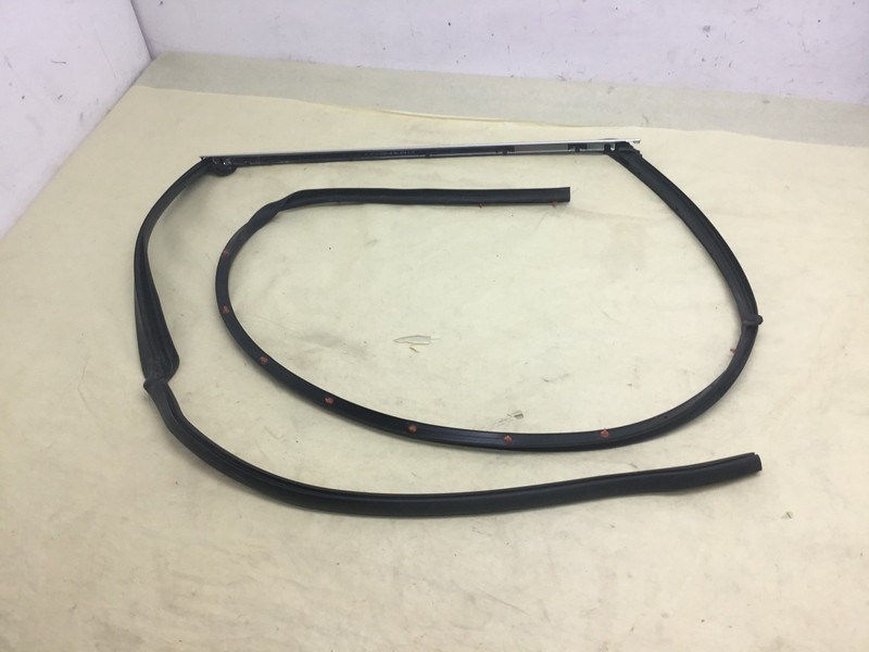 Jaguar XF Rear Left Window Weather Strip Seal Upper Molding Chrome 16 - 19 |:Y