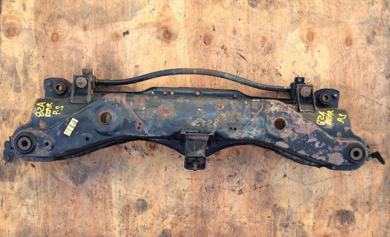 82 83 1982 1983 Accord Rack&Pinion Crossmember Front Suspension Rear Beam Frame