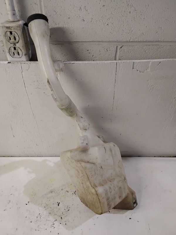 Wash Reservoir Flexible Neck Fits 10-17 EQUINOX 3572246