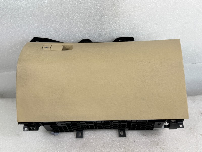 2002-2006 LEXUS LS430 GLOVE COMPARTMENT COLOR IVORY ORIGINAL CLEAN OEM #021
