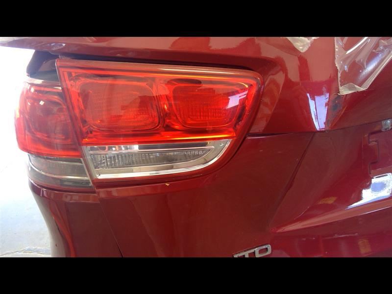 Driver Tail Light Liftgate Mounted Incandescent Fits 16-18 SORENTO 2884968
