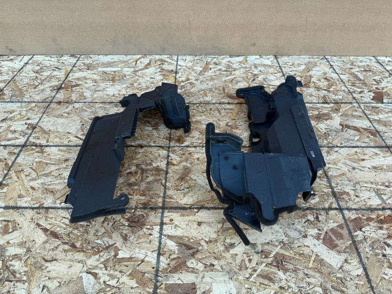 INFINITI Q60 2017-2022 OEM LEFT AND RIGHT AIR GUIDE DEFLECTOR 3.0T ASSEMBLY