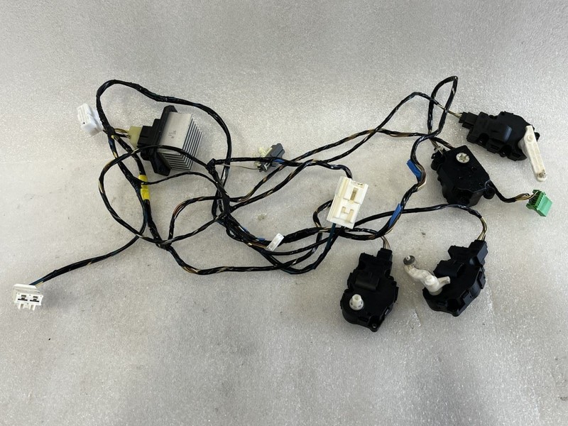 2013 2014 2015 JAGUAR XF HVAC HEATER VENT ACTUATOR DENSO MOTORS RESISTOR WIRING