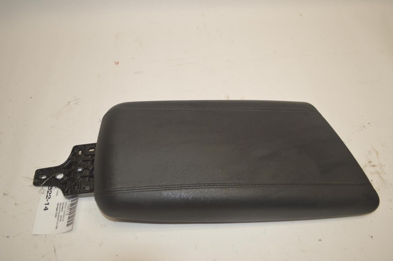 2018-2021 ALFA ROMEO STELVIO FRONT CENTER CONSOLE ARMREST COVER LID OEM