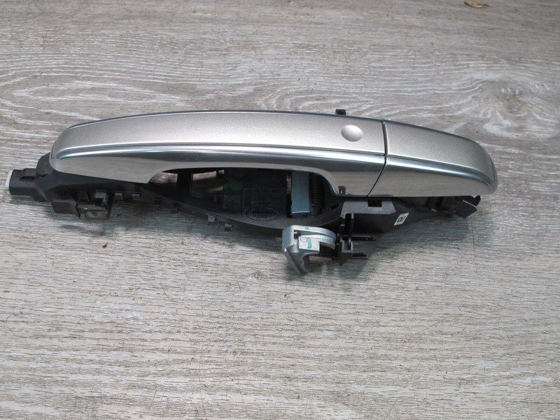 2013-2022 LAND RANGE ROVER L405 REAR RIGHT DOOR EXTERIOR HANDLE