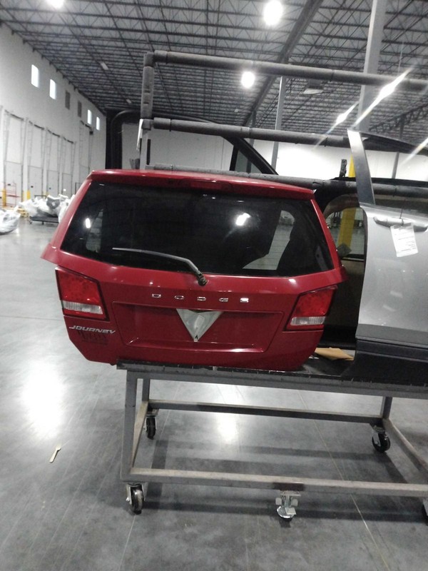 Used Deck Lid fits: 2018 Dodge Journey w/o LED lamps keyless entry w/camera priv