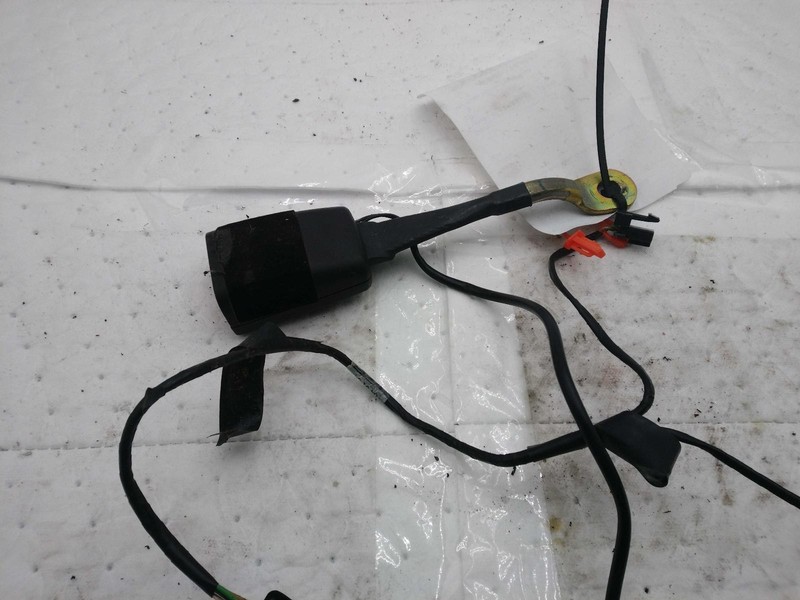 2004 Chevrolet Colorado Silver Seat Belt OEM Used 89022583 4DR 130K Miles