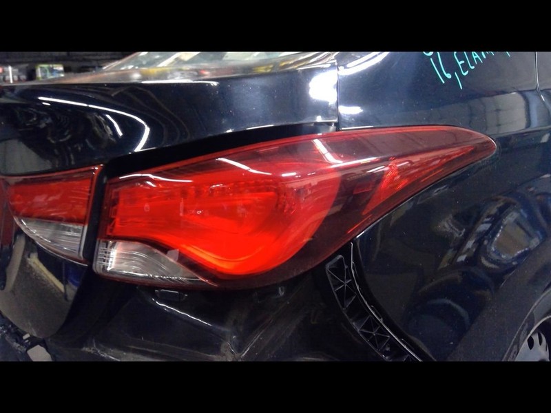 Passenger Tail Light Sedan Quarter Panel Mounted Fits 14-16 ELANTRA 1622115