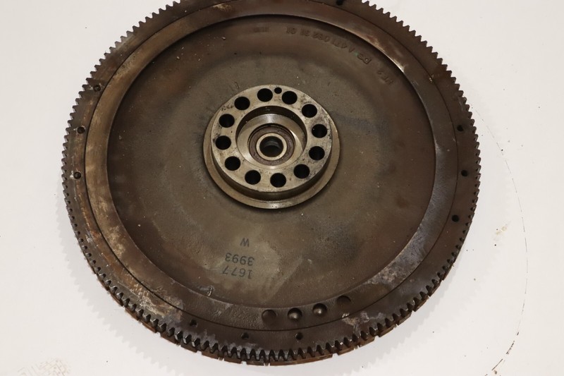 2018-2024 FREIGHTLINER CASCADIA DETROIT DD15 ENGINE FLYWHEEL A4710323101 OEM