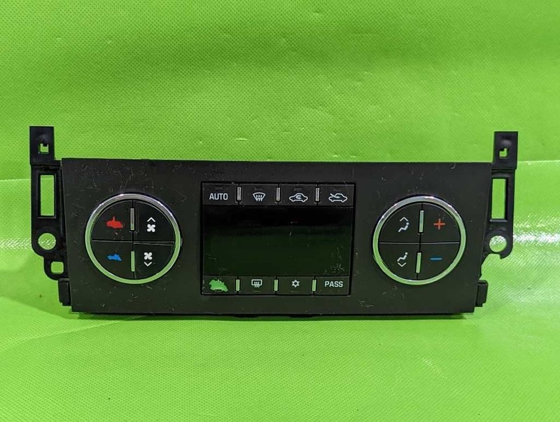 12 13 AVALANCHE AUTO TEMPERATURE CLIMATE CONTROL SWITCH OEM 4526-5