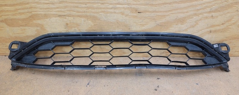 2016 2016 2018 Honda HR-V HRV Front Bumper Lower Grille OEM*