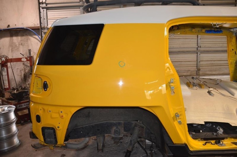 2007-2014 Toyota Fj Cruiser Yellow Passenger Right Rear Quarter Panel Assembly