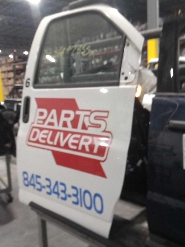 2022 CHEVROLET EXPRESS 2500 VAN Right Door White Used 39549 130K Miles