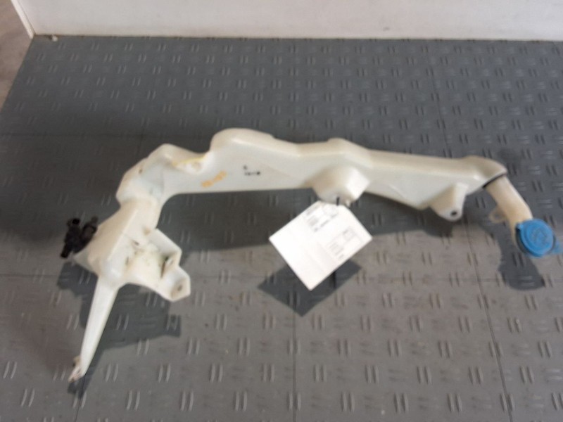 Wash Reservoir Assembly US Market Fits 15-16 CR-V 3555166