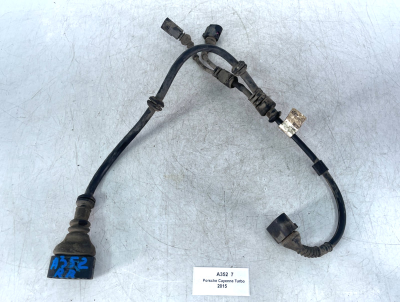 ✅ 11-18 OEM Porsche Cayenne Turbo 958 Rear Right Speed ABS Sensor Module