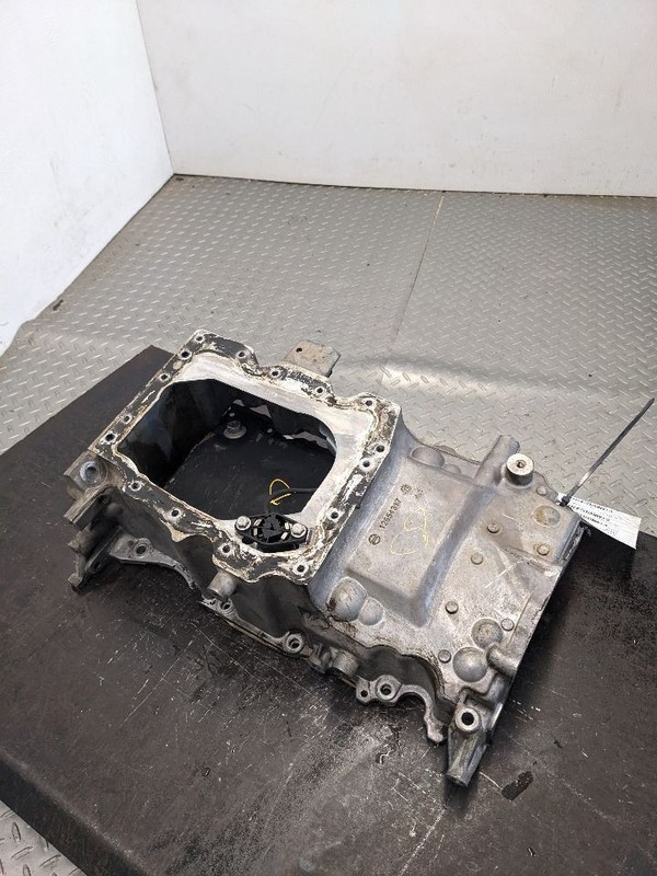 Oil Pan 2.0L RWD Fits 13-15 ATS 1180996