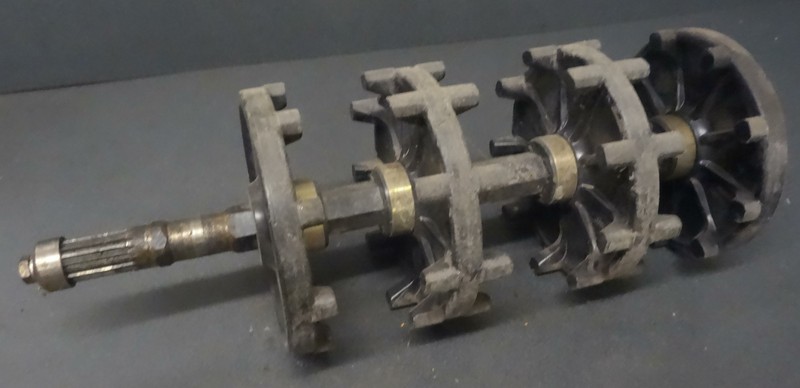Ski-Doo OEM Drive Cog Kog Axle Shaft W Sprockets 501027400 504151781 504151782