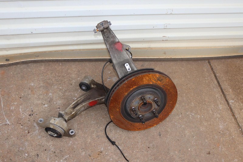 2009-2013 INFINITI G37 CONVERTIBLE RWD FRONT RIGHT SPINDLE KNUCKLE WHEEL HUB OEM