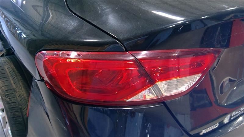 Driver Tail Light Sedan Quarter Panel Mounted Fits 15-16 200 3262337