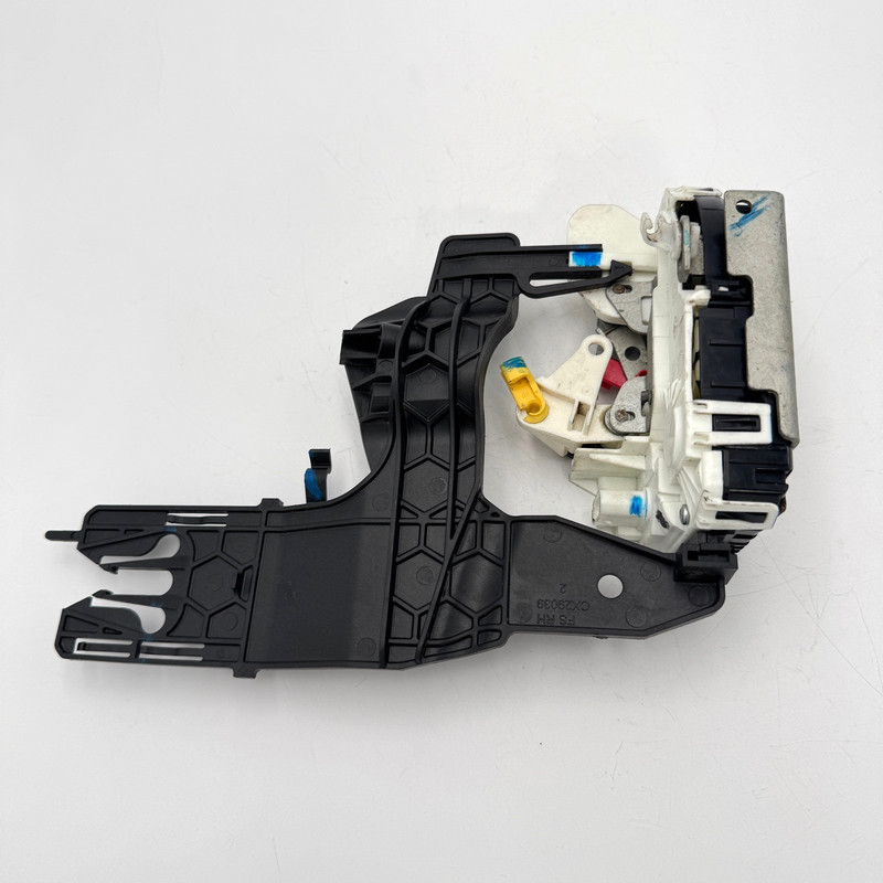 ✅2009-2026 RAM CLASSIC 1500-3500 4TH GEN FRONT RIGHT DOOR LATCH w/ BRACKET OEM