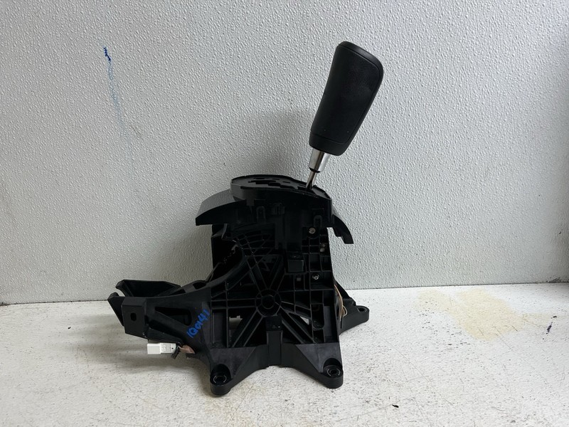 2013-2016 Toyota Sequoia Automatic Auto Transmission Floor Shifter Gear Shift