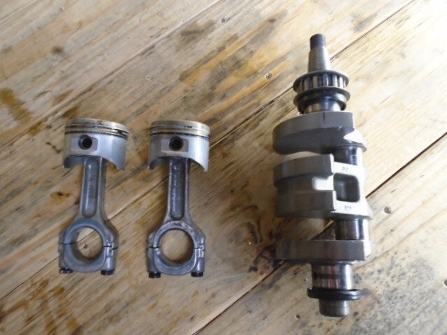 USED YAMAHA 15hp CRANKSHAFT RODS PISTONS FOUR 4 STROKE OUTBOARD 15 hp 66M-00
