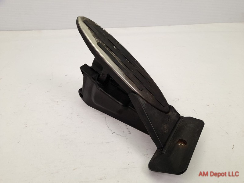 2012 Mini Cooper S R56 R57 R55 R58 R59 R60 R61 Gas Pedal Manual Transmission