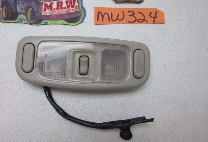 DOME LIGHT LAMP MAP TRIM ROOF LENS CONSOLE SWITCH BUTTON AVENGER SEBRING COUPE