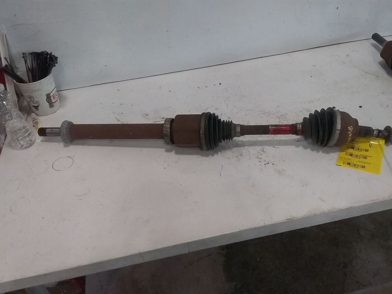 Passenger Right Axle Shaft Front 1.5L 2WD Fits 13-19 ESCAPE 3434009