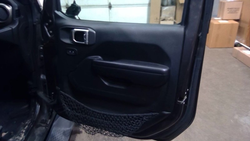 WRANGLER NEW Style 2018 Passenger Right Front Door Trim Panel 1781265