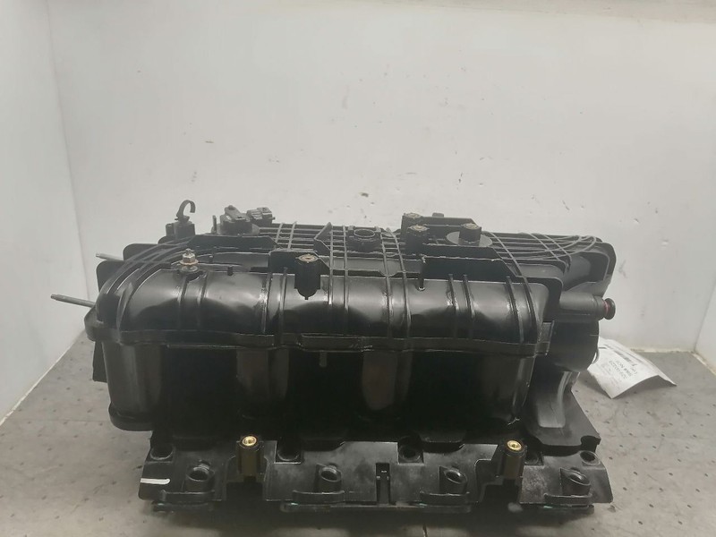 Intake Manifold 6.0L Gasoline Fits 09-19 SIERRA 2500 PICKUP 1484861