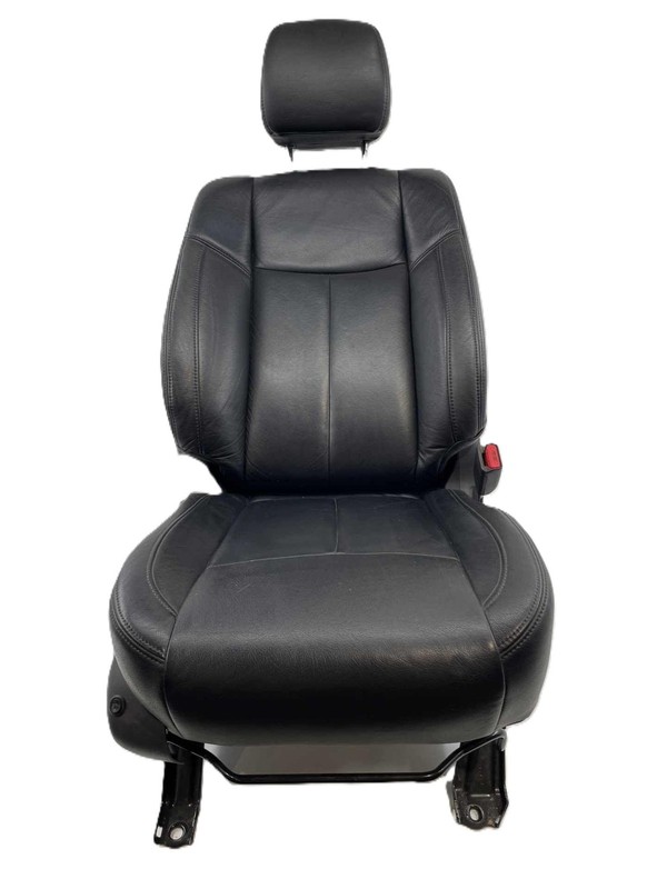 2017-2020 Nissan Pathfinder RH Passenger Front Bucket Seat Assembly Leather OEM