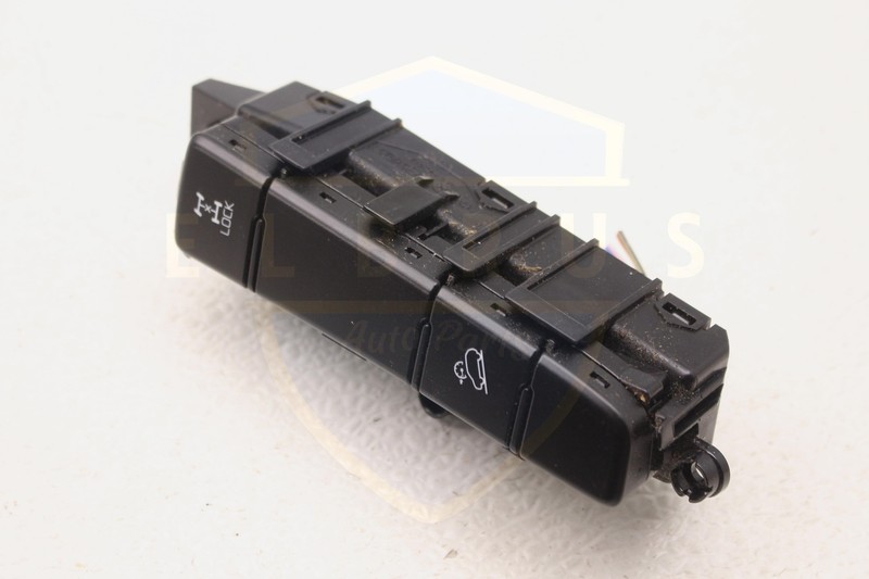 2021 KIA SELTOS DIFFERENTIAL LOCK & HILL ASSIST SWITCH 93315Q5280 OEM