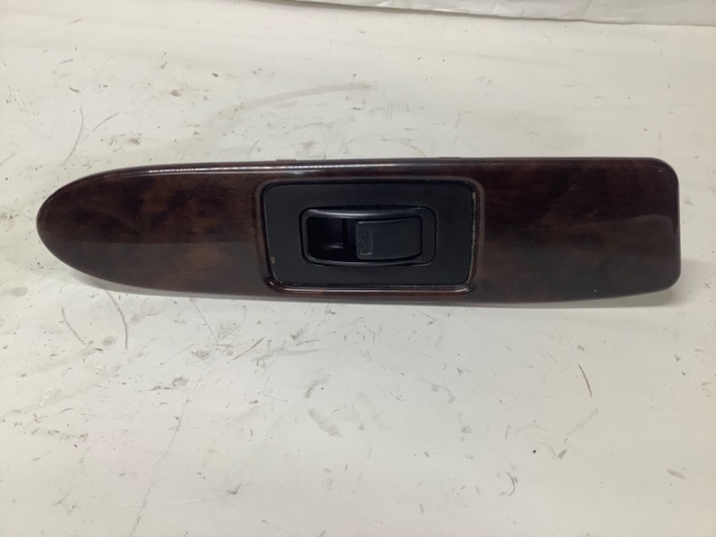 98-02 Honda Accord EX RIGHT Pass. Side Door Bezel Garnish Trim PW Control Sw OEM