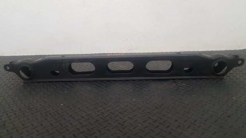 00-06 Chevrolet Tahoe Suspension Torsion Bar Crossmember Brace OEM 15063980