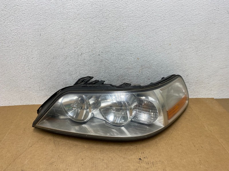 2005 to 2011 Lincoln Town Car Left Driver LH Side Headlight TYC AE3159 DW