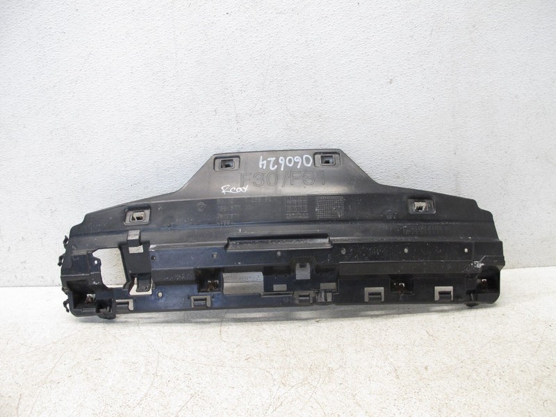 12-18 BMW F30 320i 328i REAR BUMPER SUPPORT BRACKET COVER OEM 060624