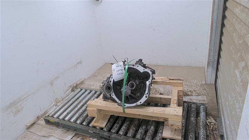Used Manual Transmission Assembly fits: 2014 Hyundai Veloster MT 6 speed turbo C