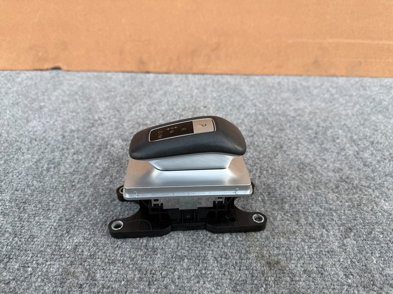 INFINITI QX60 2022-2025 OEM CENTER CONSOLE AUTOMATIC FLOOR SHIFTER ASSEMBLY