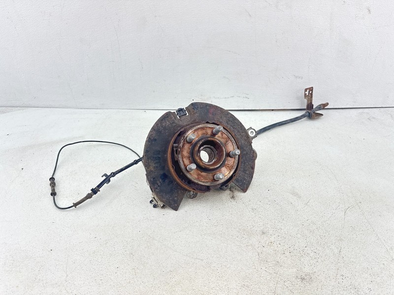 2015 - 2023 DODGE CHARGER REAR SUSPENSION LEFT SIDE SPINDLE KNUCKLE & HUB OEM